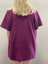 Load image into Gallery viewer, Ralph Lauren Purple T-Shirt (L)
