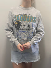 Load image into Gallery viewer, 2005 Jaguars vs Colts Grey Long Sleeve (M)
