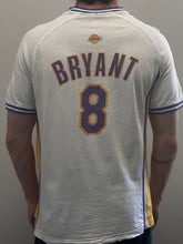 Load image into Gallery viewer, #8 Kobe Bryant Lakers White T-Shirt (L)
