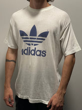 Load image into Gallery viewer, 00&#39;s Adidas White T-Shirt (XL)
