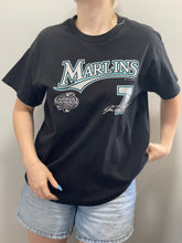 Load image into Gallery viewer, 00&#39;s Marlins Black T-Shirt (M)
