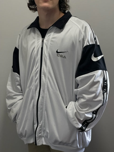 Nike USA white/Black Full zip jacket (2XL)